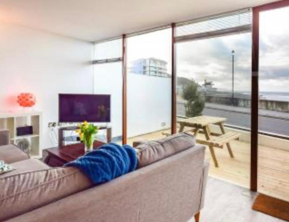 Westward Ho! Beachfront Luxury For 2 Екстер'єр фото