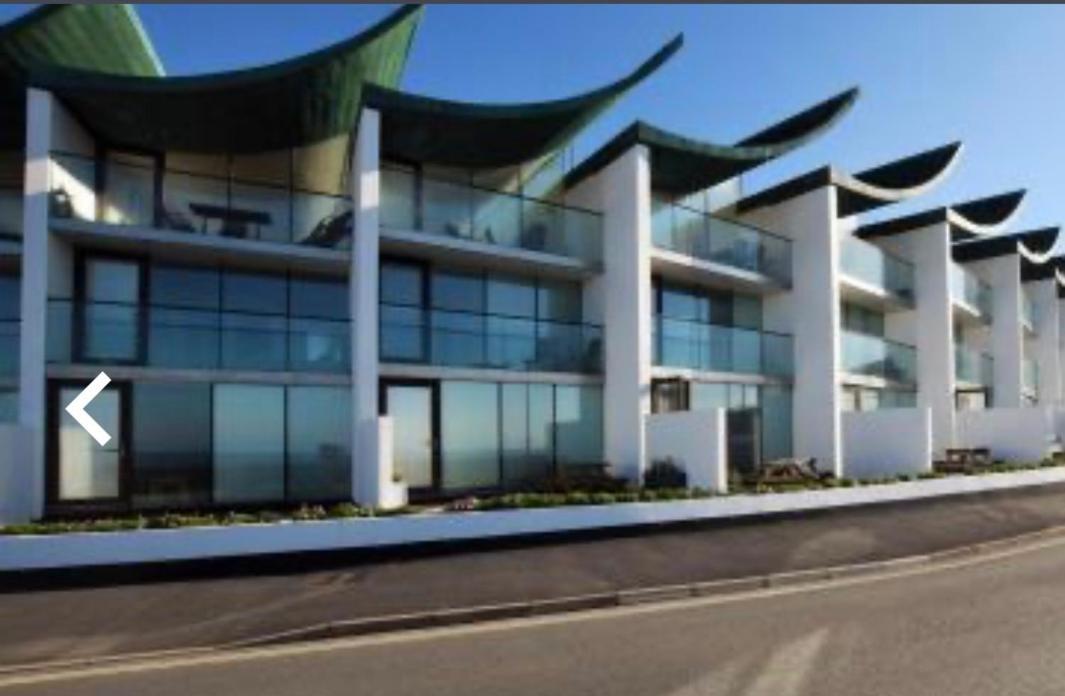 Westward Ho! Beachfront Luxury For 2 Екстер'єр фото