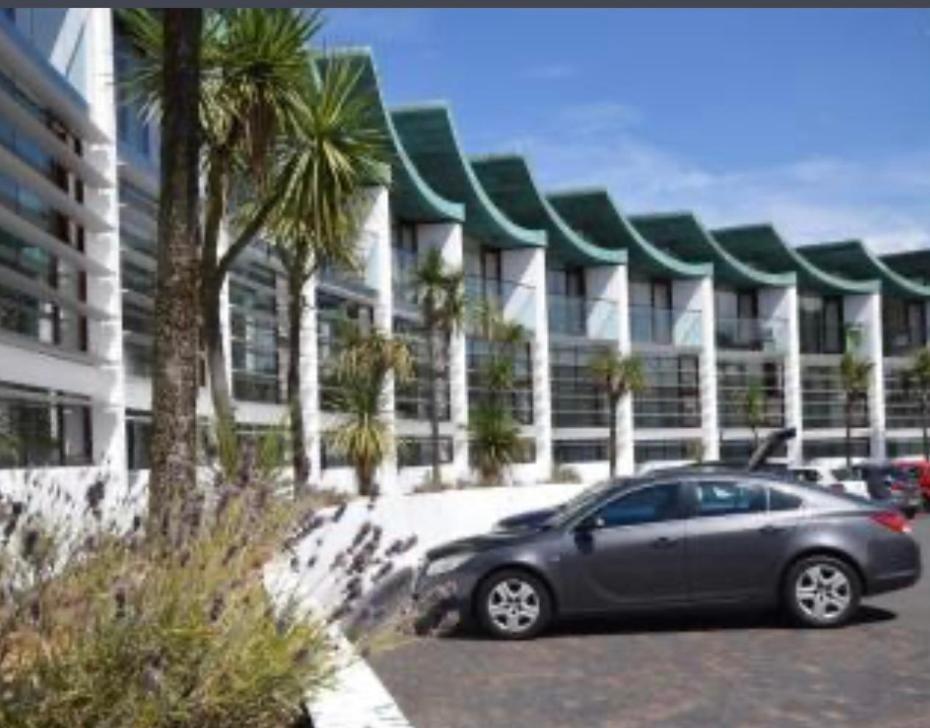 Westward Ho! Beachfront Luxury For 2 Екстер'єр фото